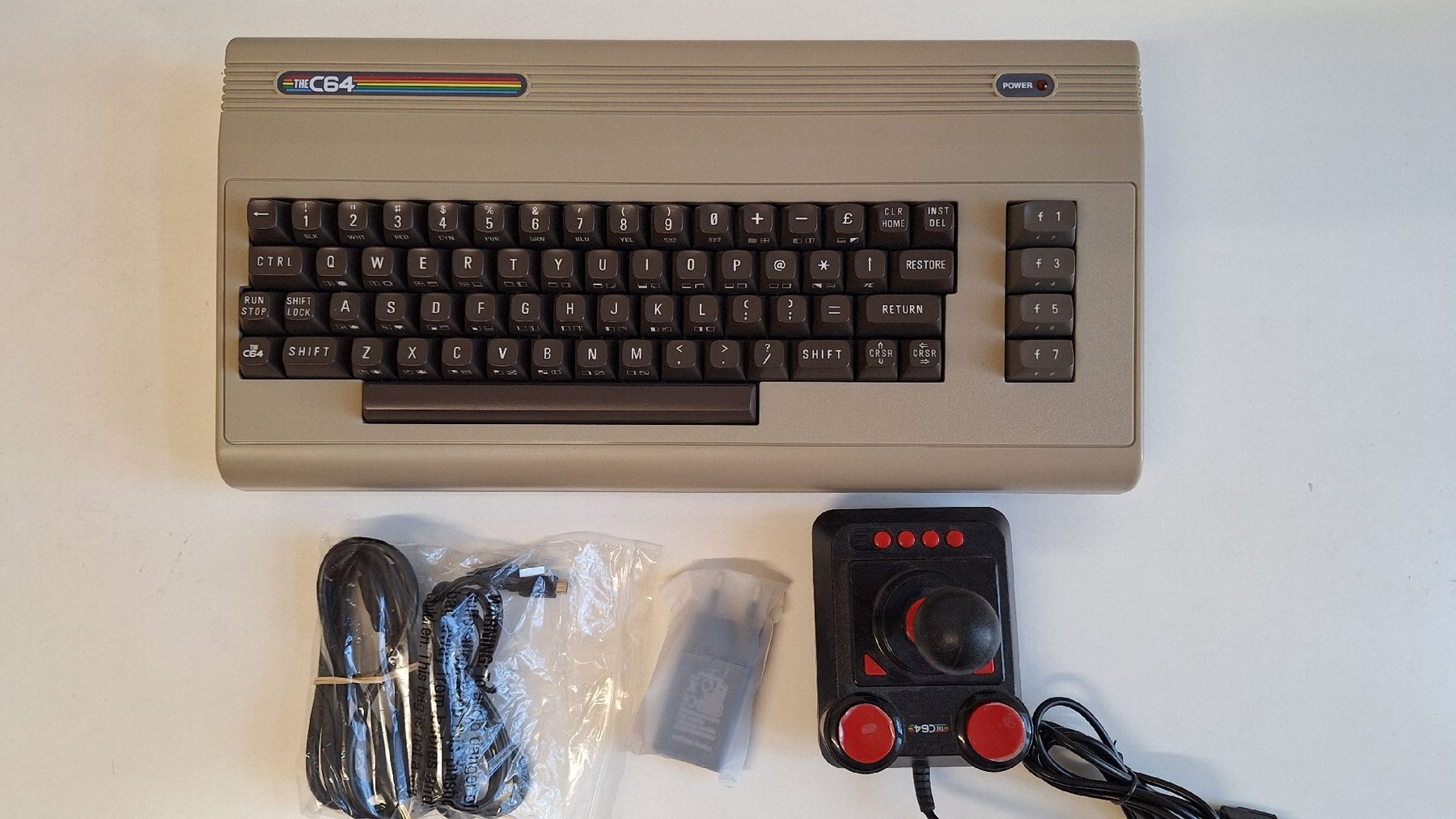 Commodore Konsolen: The C64 Maxi - Spielekonsole ovp – Gebraucht aus Wädenswil von RetroManiac86 5