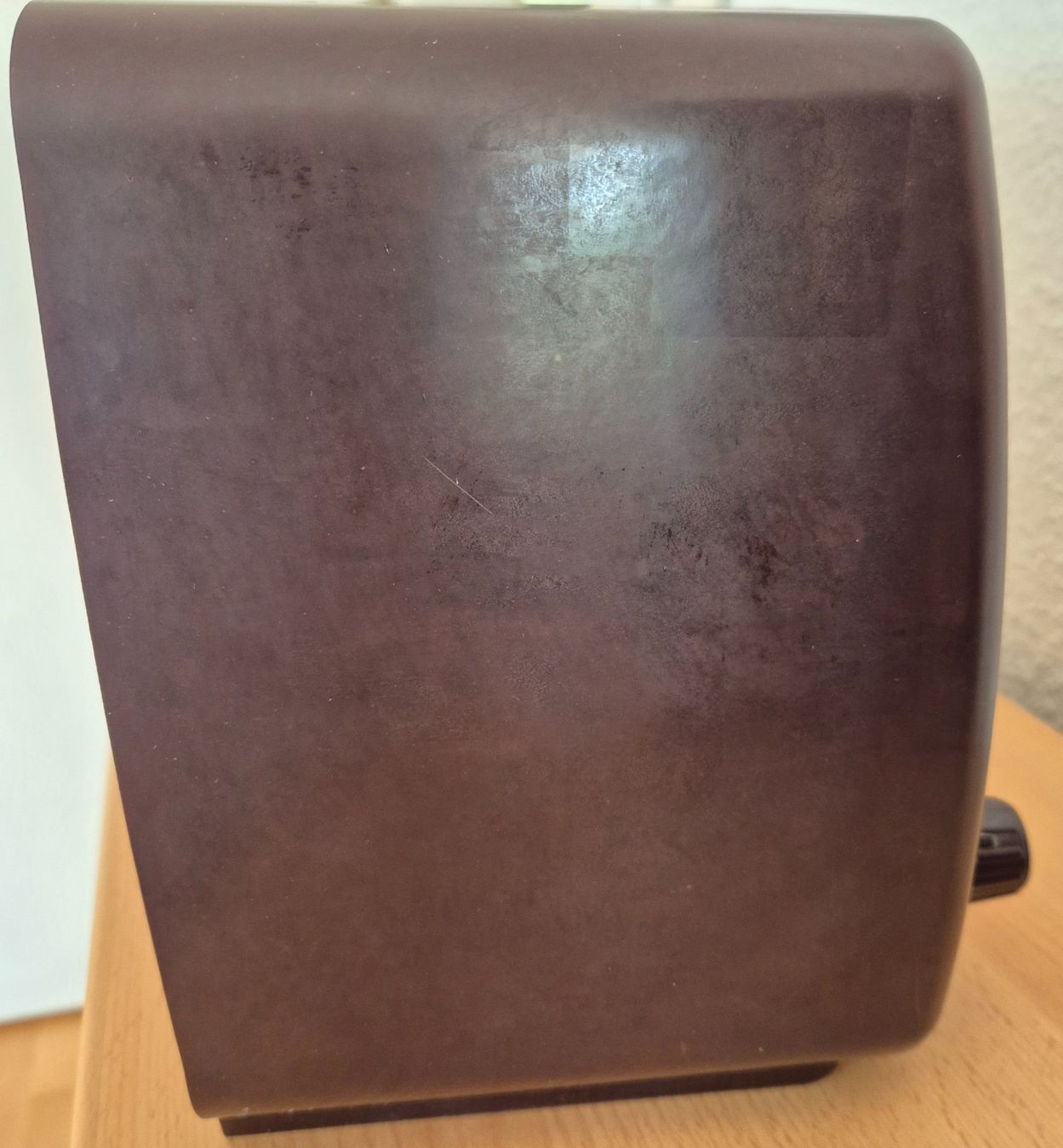 Philips Radio: Radio Philips Bakelit – Usato da Koblenz venduto da WSBS_4067 2