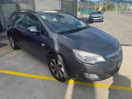 Opel Astra Benzin manuell Kombi letzte MFK 02.2023
