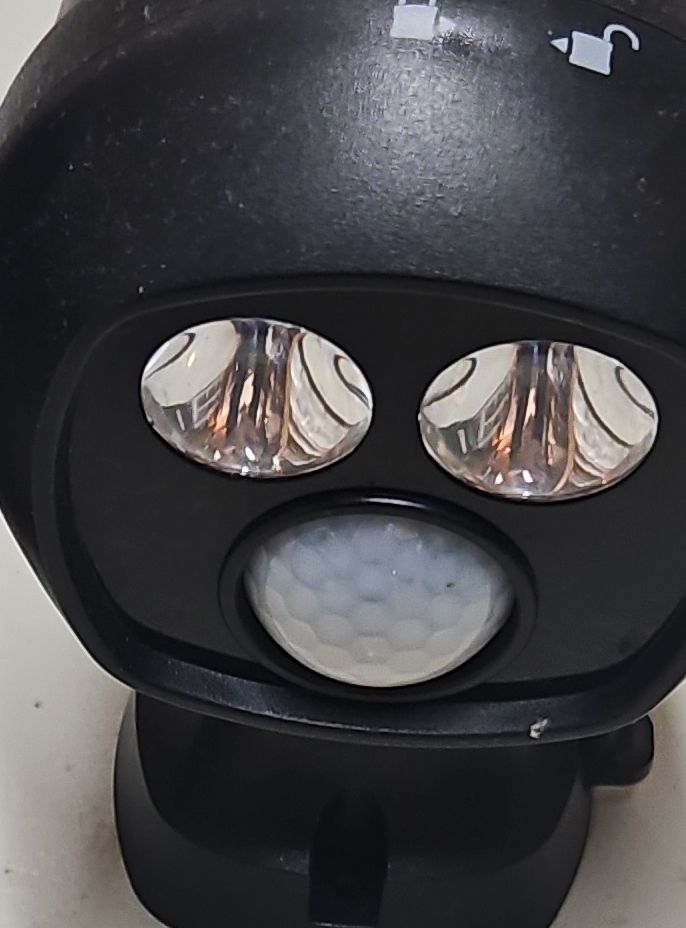 Lampade: 3 LED Sensor Leuchten schwarz gebrauchter Zustand – Usato da Basel venduto da chaot-ch