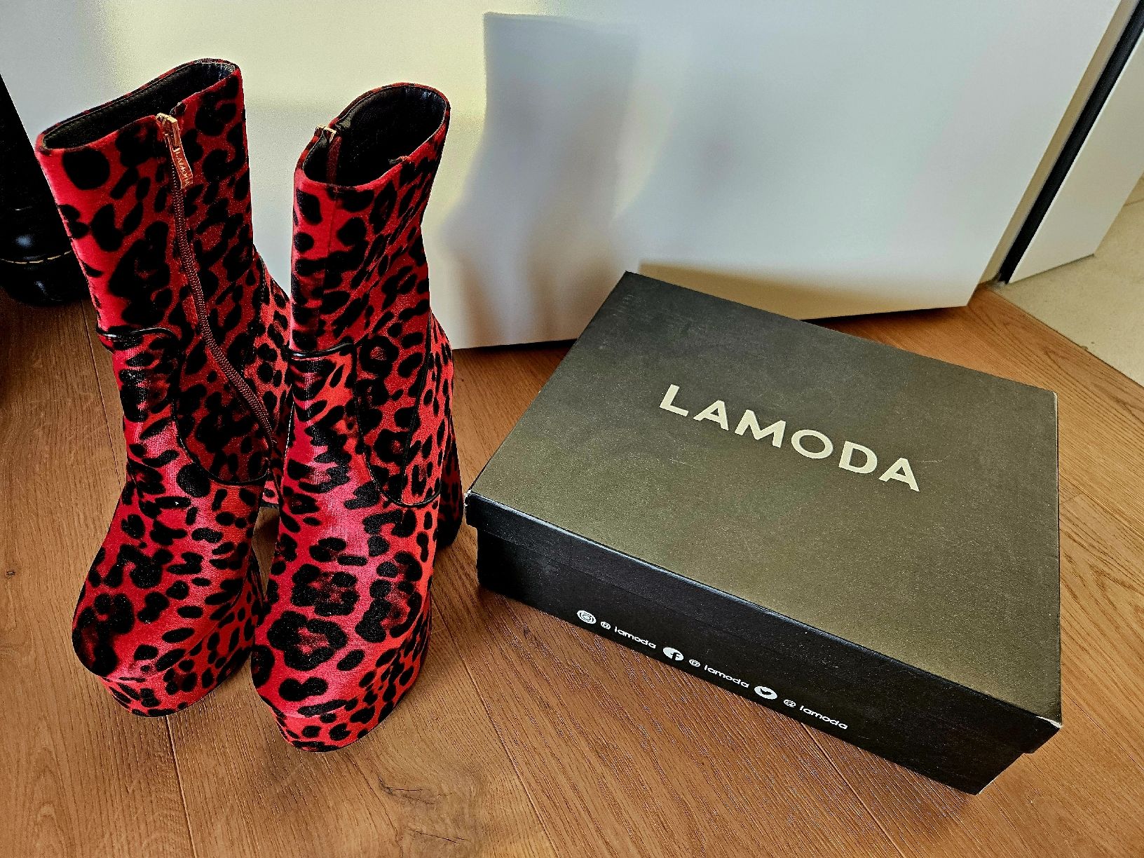 Scarpe da donna: Platform Ankle Boots Red Leopard GR. 39 – Nuovo e nell'imballaggio originale da Sursee venduto da sop_vxr7 1