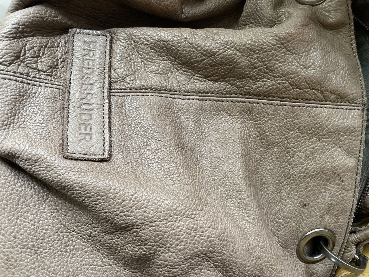 FredsBruder Taschen für Damen: Ledertasche Freds Bruder – Neu (gemäss Beschreibung) aus Oetwil am See von abtDesign 3