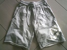 Nike kurze Hosen