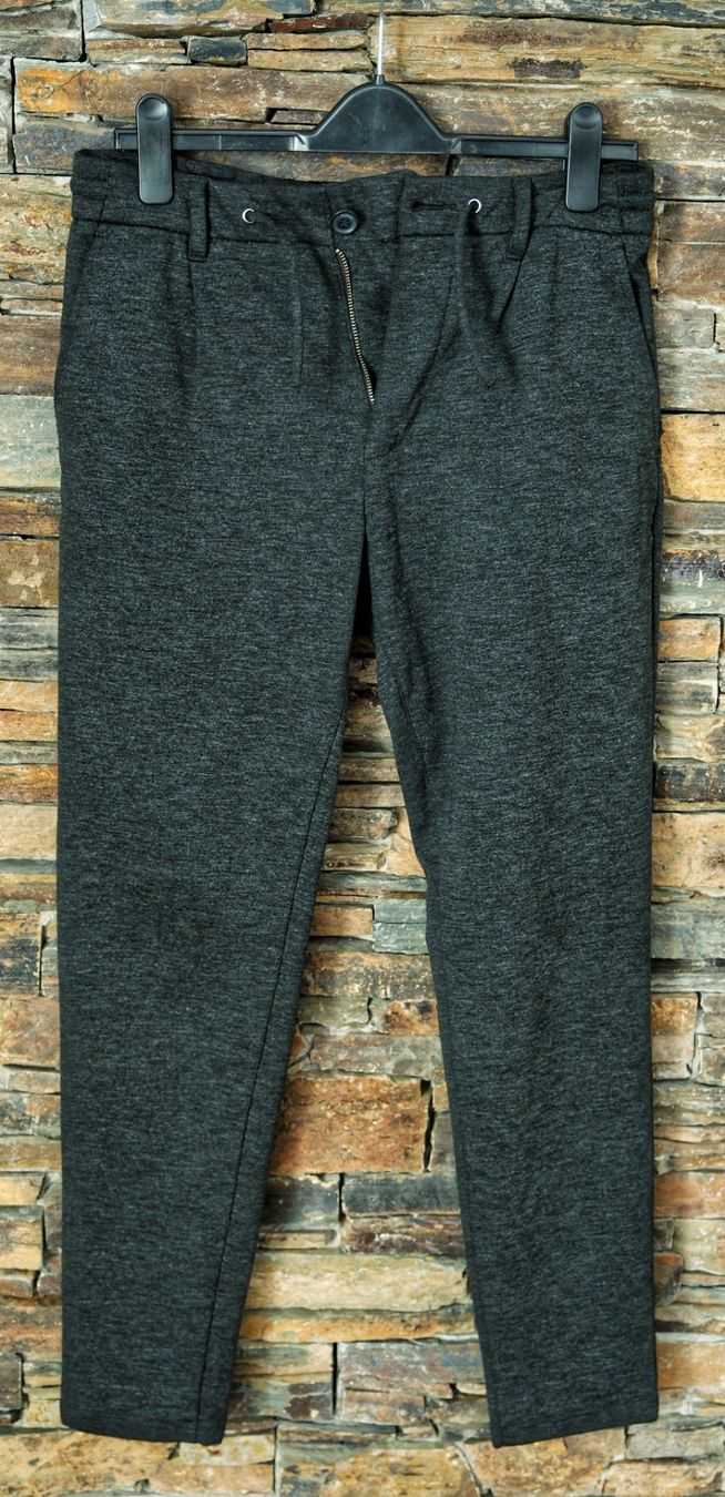 Esprit Pantaloni: Hose Gr. 31/32 ESPRIT – Nuovo (secondo la descrizione) da Wohlen AG venduto da Exitburn