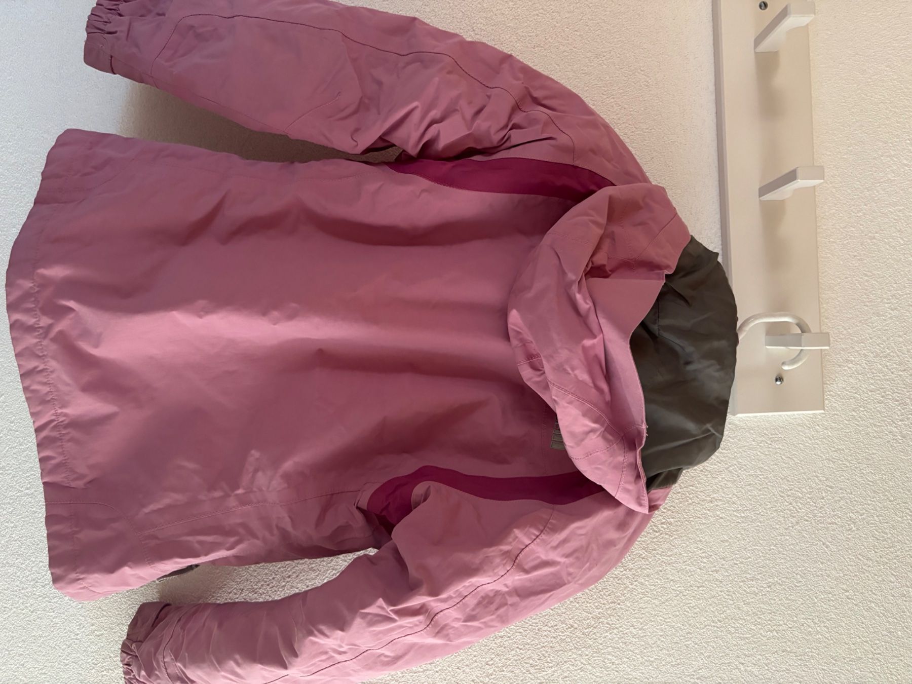 North Face Giacche: Veste de ski rose North face – Usato da Grandvillard venduto da Elsa.Del 1