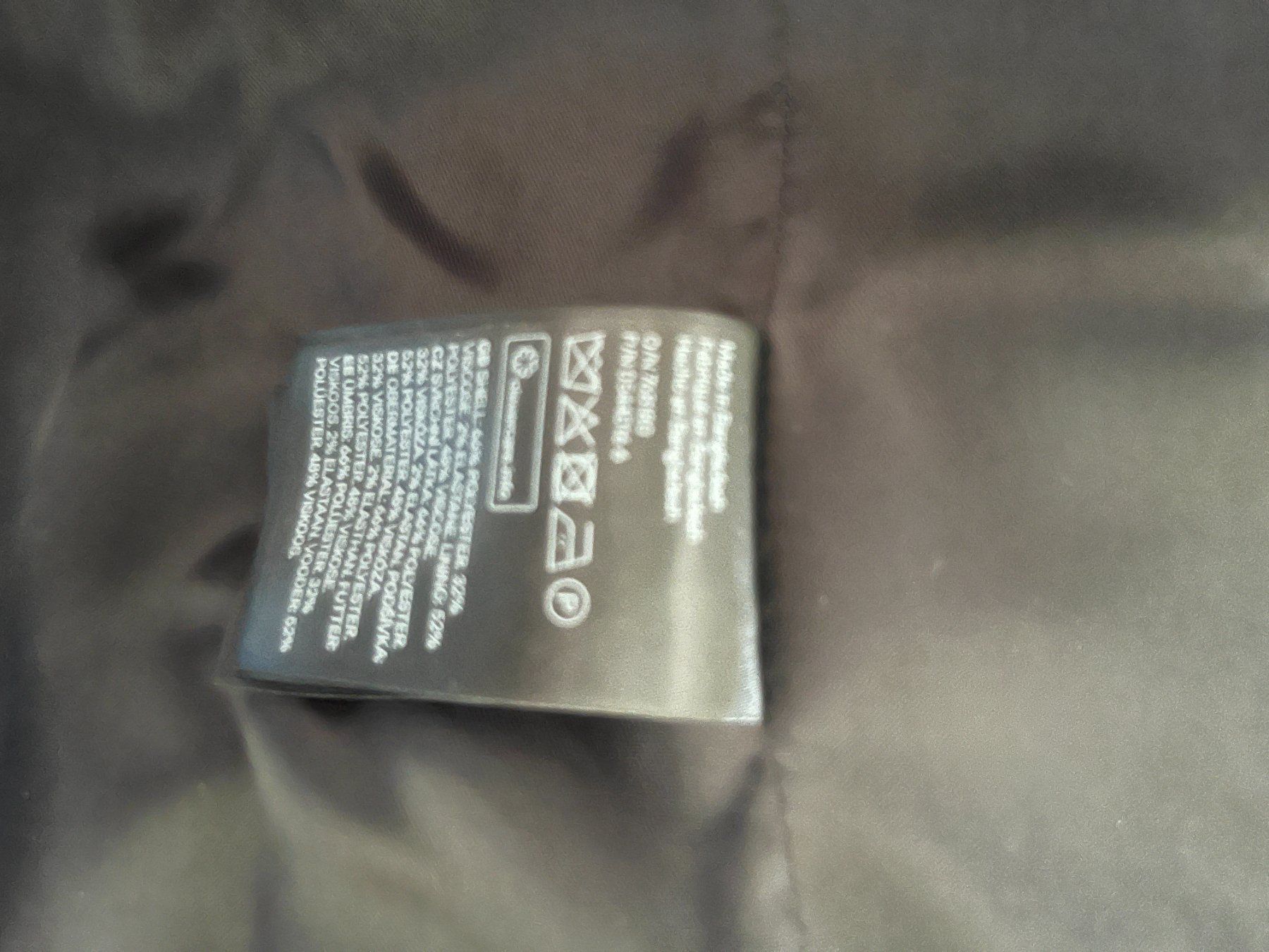 H&M Giacche: Blazer Grau-Karomuster H&M – Usato da Utzenstorf venduto da samaly 4