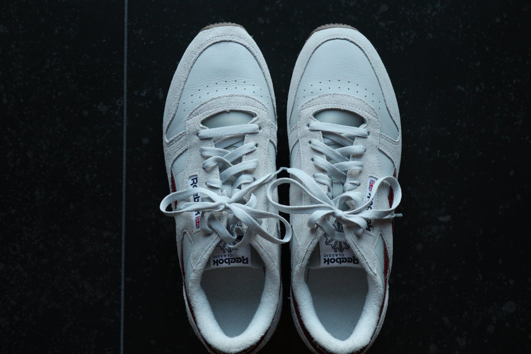 Reebok Scarpe da uomo: Reebok Classic Leather Gr. 45.5 – Nuovo (secondo la descrizione) da Wädenswil venduto da Diddl4u 1