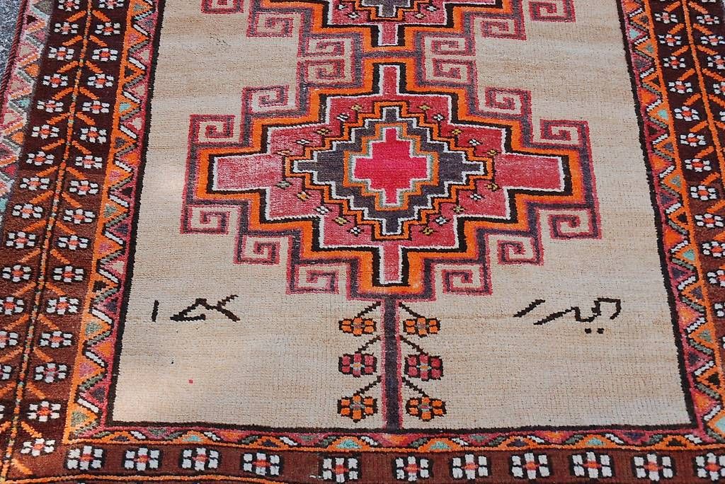 Tappeti: Tapis nomade – Usato da La Chaux-de-Fonds venduto da loba2 2