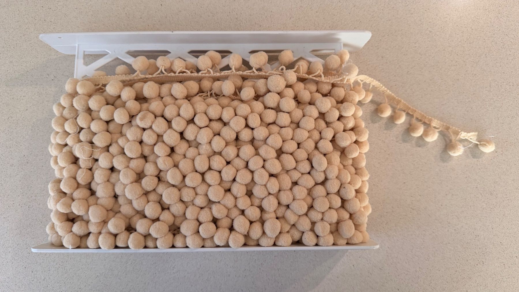 Dekobänder: Pompon - band / Fleco de Madroño – Neu (gemäss Beschreibung) aus Würenlos von Abracadabra26