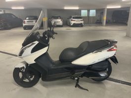 Kymco Downtown 300 ABS Roller weiss Jg 2013 gebraucht