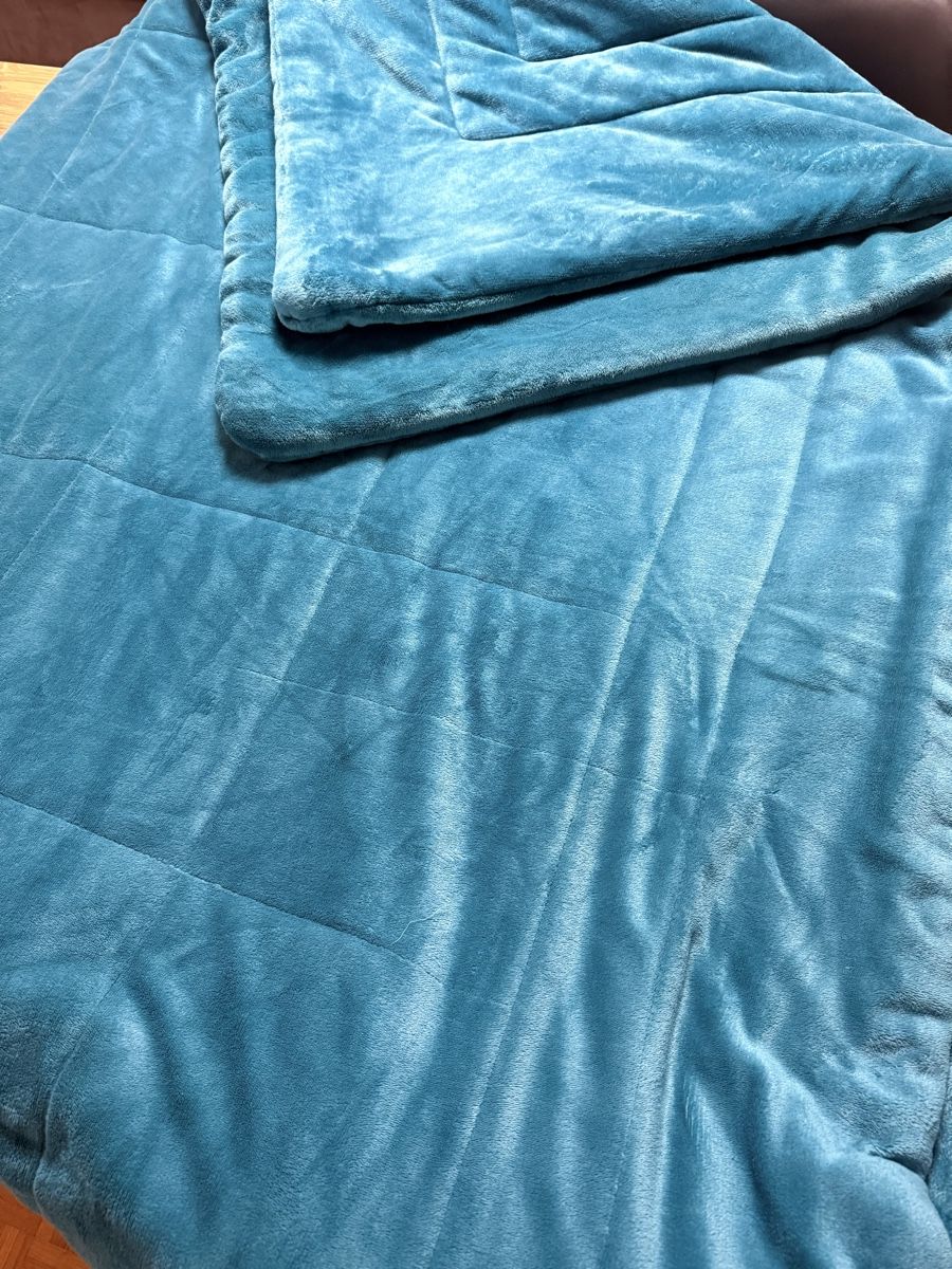Coperte: Blaue Decke 250x250 - Sehr warm und gemütlich – Usato da Chur venduto da Pedro.Giesteira 7
