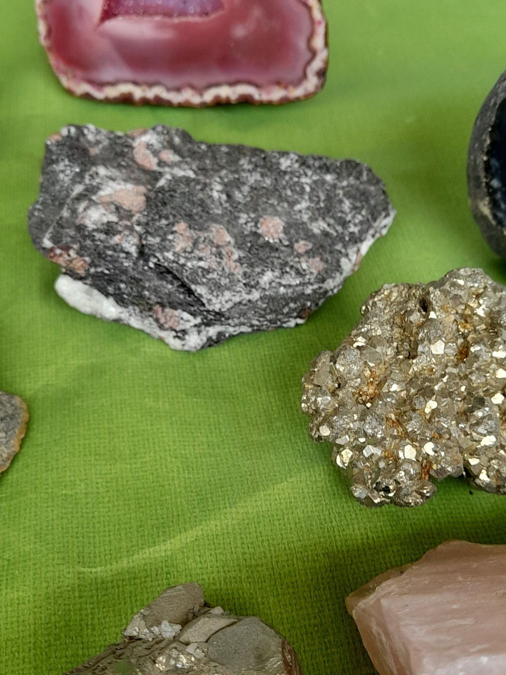 Minerali & Pietre curative: Lot div.Mineralien – Usato da Aeschi b.Spiez venduto da 52_wochen 5