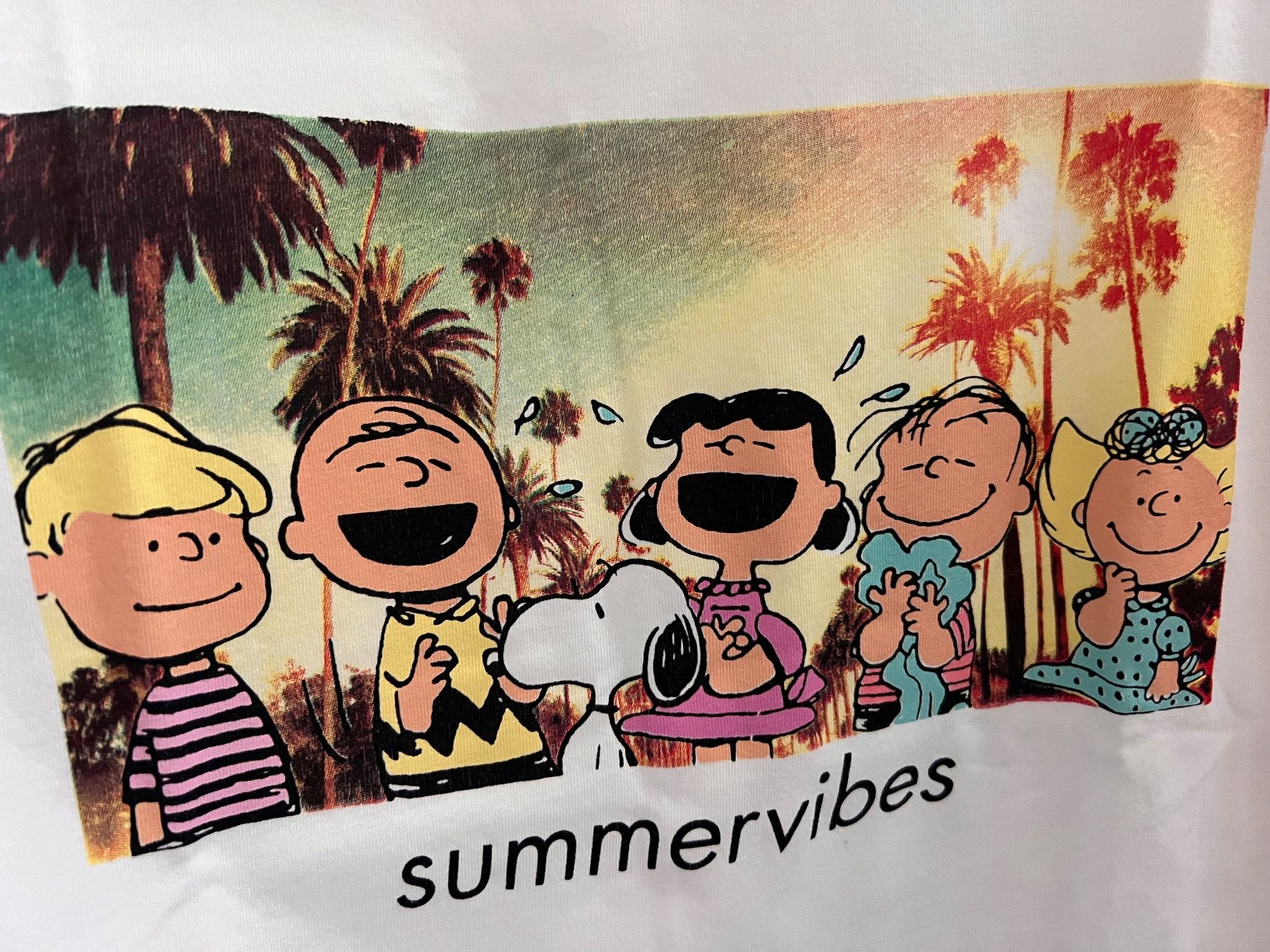 T-shirt: Peanuts tshirts – Nuovo (secondo la descrizione) da Lausanne venduto da NYC67