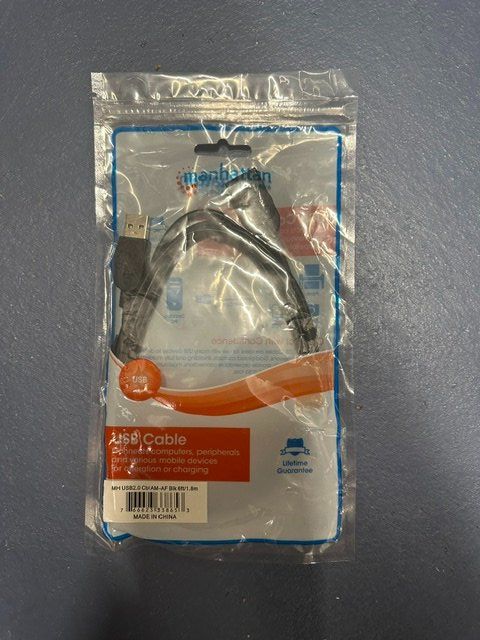 Câbles: Manhattan Kabel – Neuf avec emballage d'origine à Pfäffikon ZH par thf_rqs2
