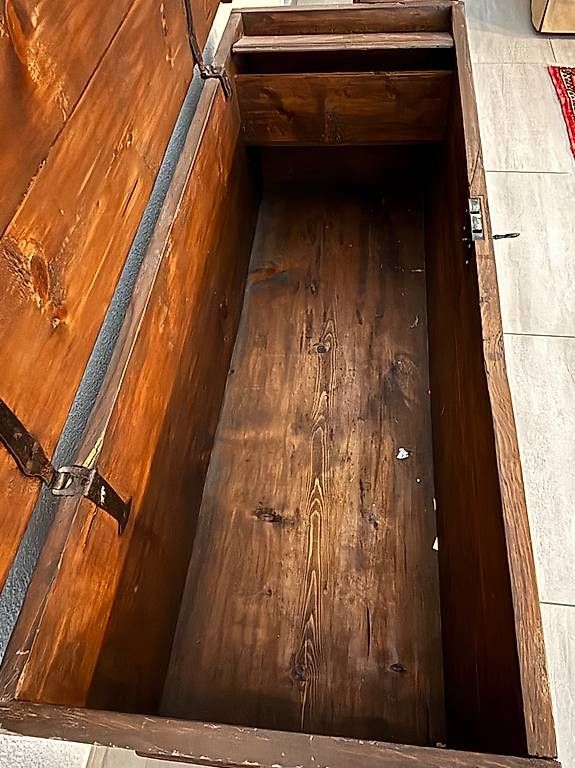 Cassapanche: Alte Hochzeitstruhe – Usato da Jona venduto da Nimbe 2