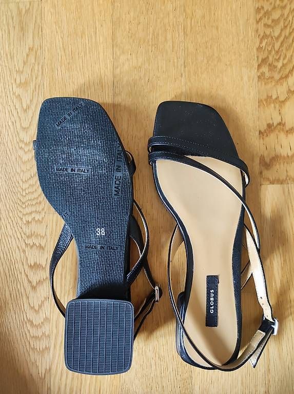 Scarpe da donna: Schwarz flache Sandalen  – Usato da Winterthur venduto da rmngiulia 2