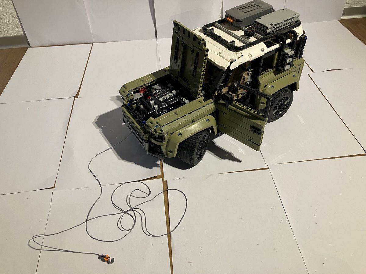 Lego Jeux de construction: Lego technic land rover devender42110 ohne Sticker  – D'occasion à Oberbütschel par cheuae 1