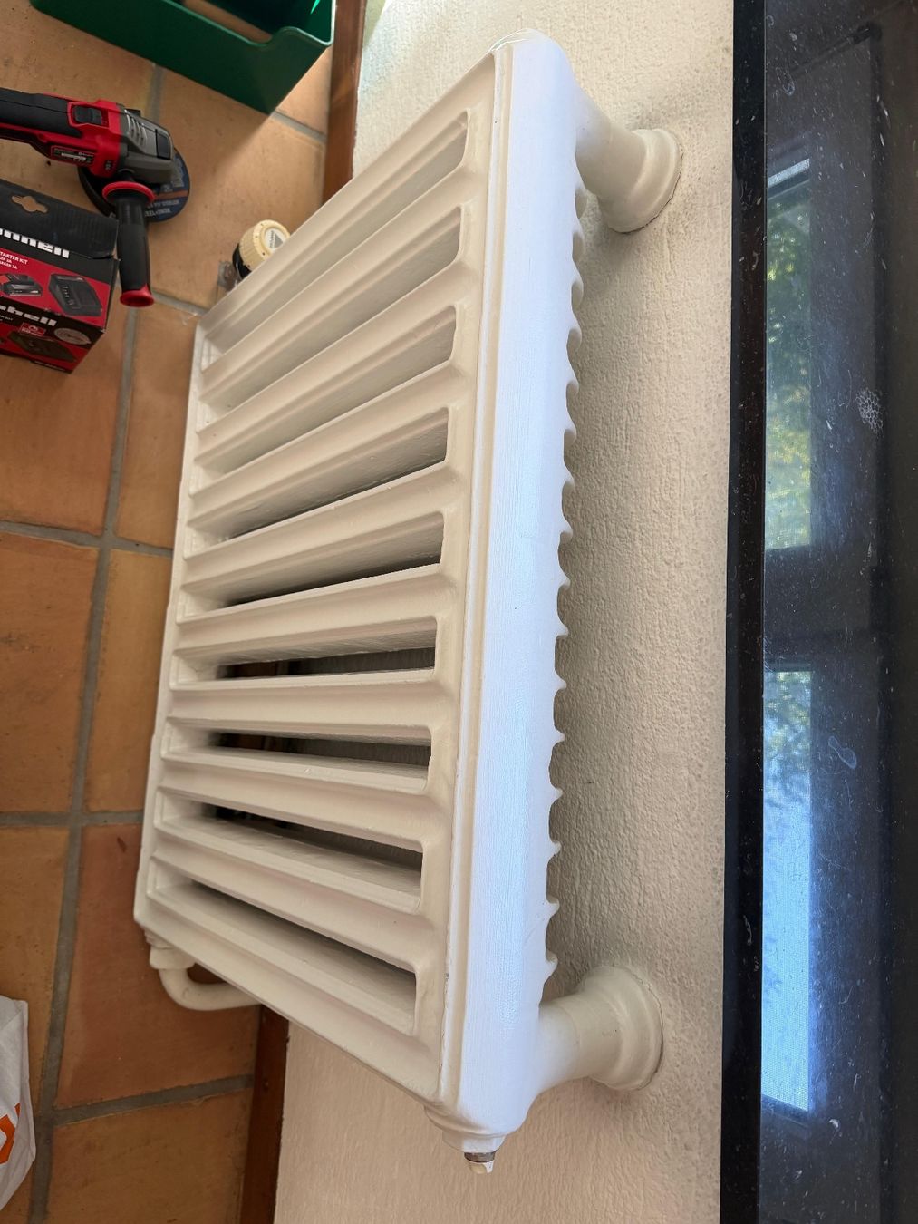 Heizgeräte: Gussheizkörper Radiator – Gebraucht aus Schaffhausen von Schweiz-Suisse 1