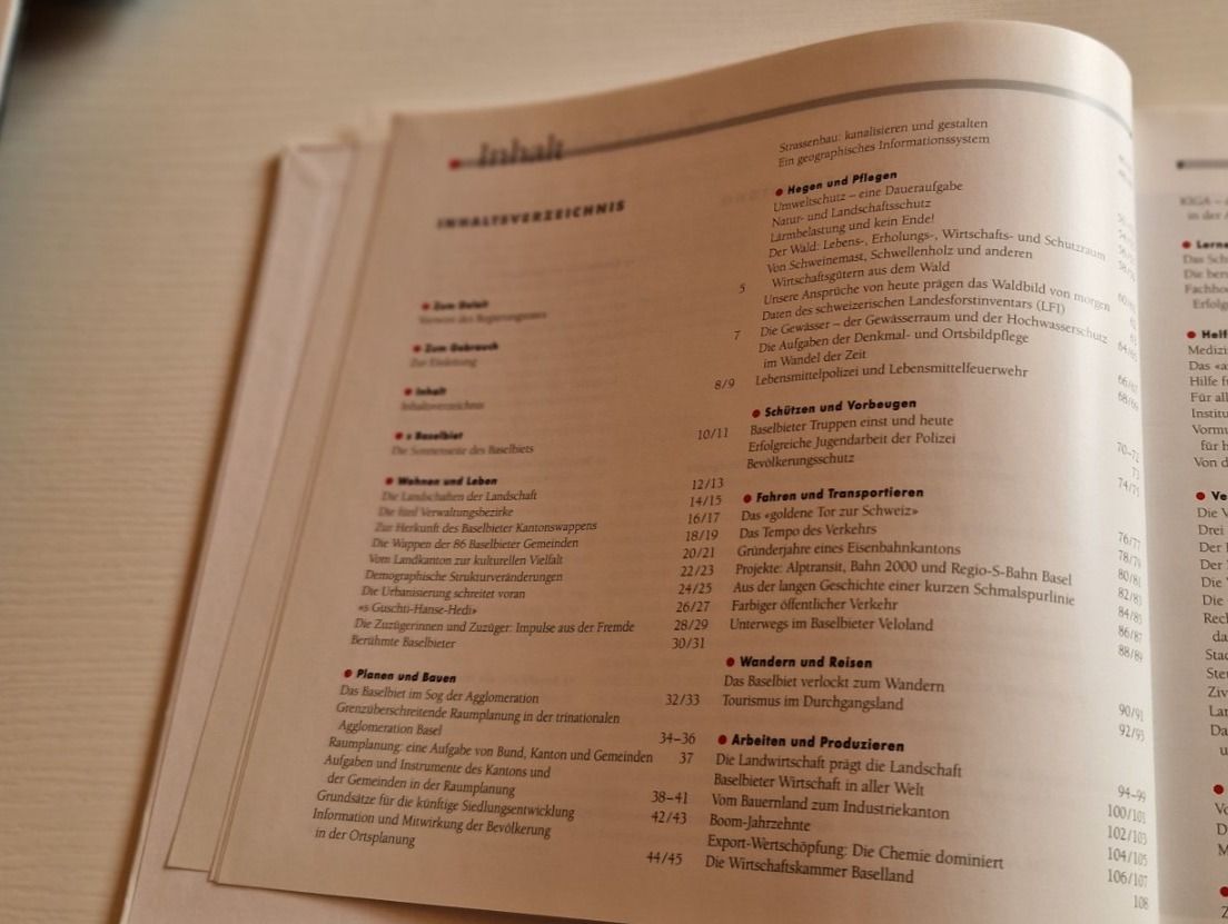 Libri: s Baselbiet, Heimatbuch – Usato da Oberdorf BL venduto da Eselsohr21 3