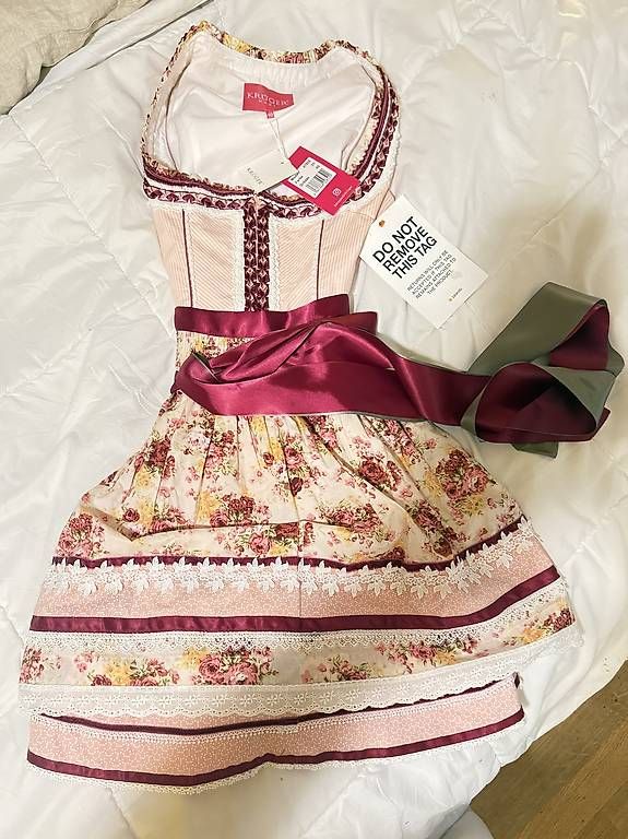 Kleider: Dirndl Krüger NEU Größe 40 – Neu und originalverpackt aus Zürich von Molinetti 1