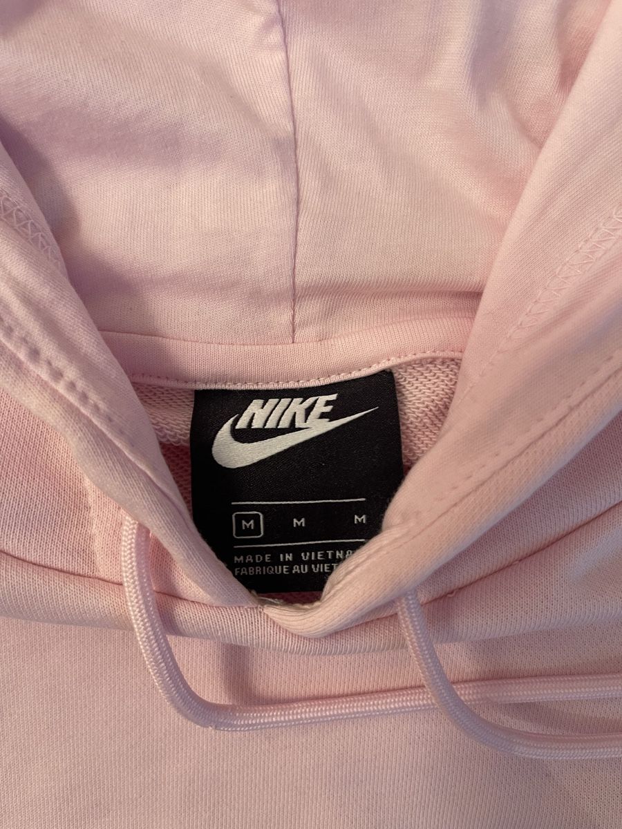 Nike Maglioni & Felpe: Nike cropped hoodie size M – Nuovo (secondo la descrizione) da Castagnola venduto da Car2X2N 2