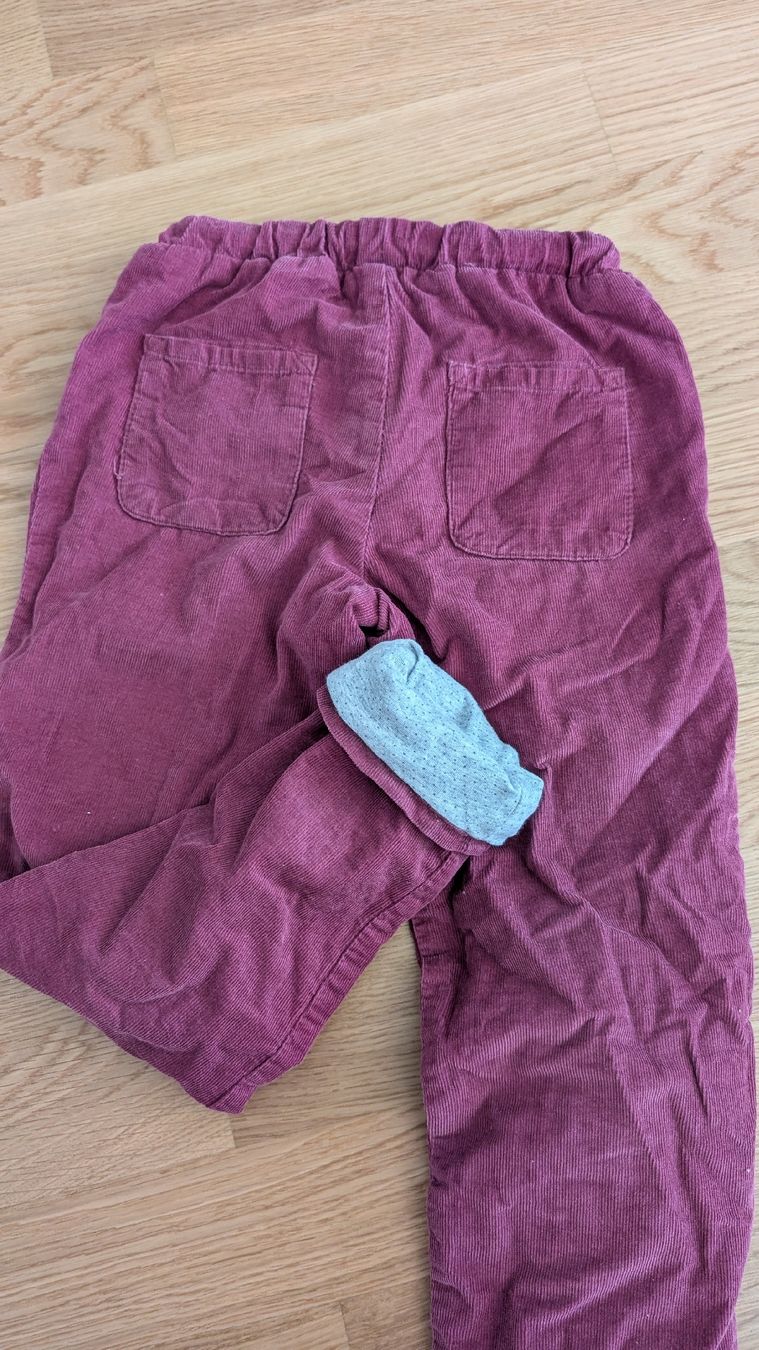 Pantaloni: gefütterte Hose gr 110 – Usato da Root venduto da vin_wr2l 2
