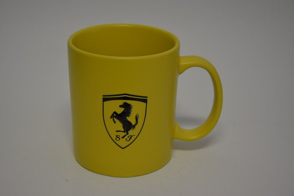 Mug Ferrari En Céramique Blanche - Tasse Officielle - Neuf Avec Emballage