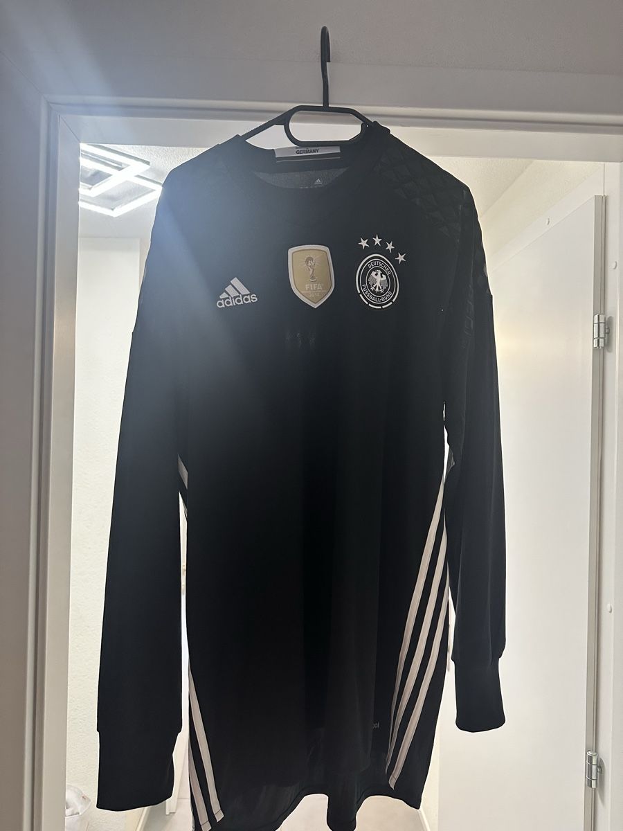 Adidas Canottiere & Pantaloni: Maillot gardien Allemagne – Nuovo (secondo la descrizione) da Grancy venduto da arn_lmj6