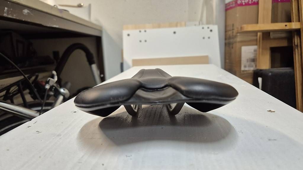 Selle Italia Ersatzteile: Sattel selle italia SLR – Gebraucht aus Lausen von Mwuet 1