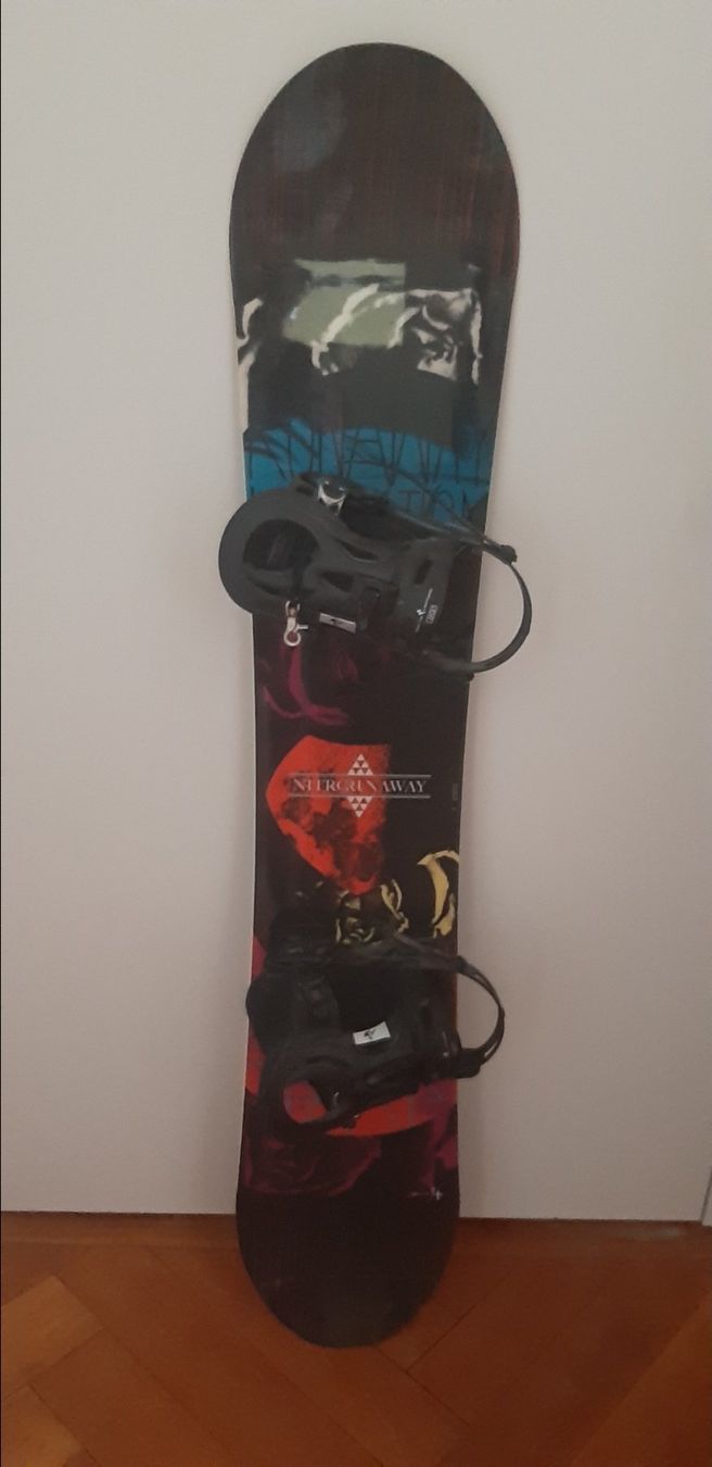 Snowboard Nitro Board: Snowboard Bindungen – Nuovo e nell'imballaggio originale da Zürich venduto da Venecia25 2