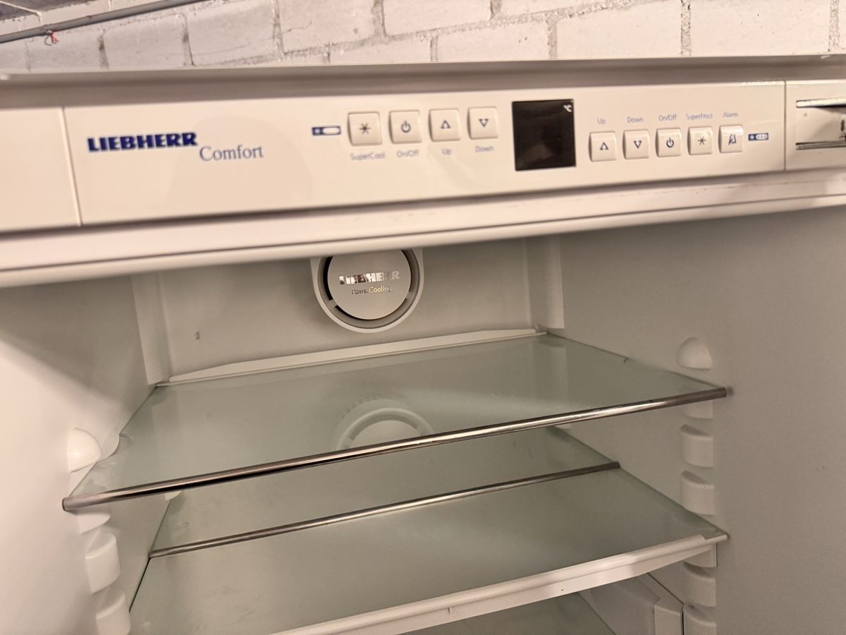 Frigoriferi: Liebherr Kühlschrank mit Gefrierschrank – Usato da Horw venduto da dancav 3