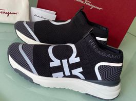 SALVATORE FERRAGAMO Tonino Logo Sock Low Top Sneakers 41 NEU
