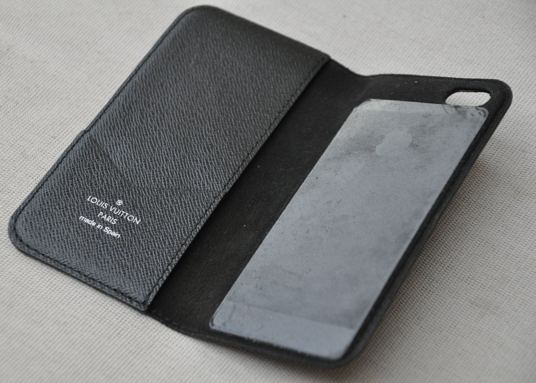 Louis Vuitton Cover & Protezioni schermo: Louis Vuitton  Hülle  / coque - iPhone – Usato da Collonges venduto da arashee