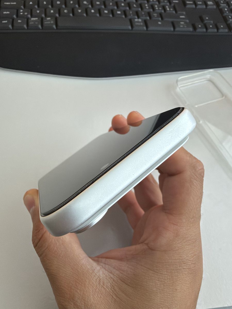 Apple Portables: iPhone 17 Pro 512GB  – D'occasion à Birrhard par Coffee_98 3