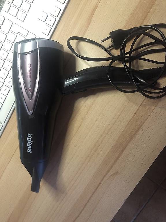 Föhn: Sèche cheveux Babyliss  – Gebraucht aus Le Vaud von mla_88hm 1