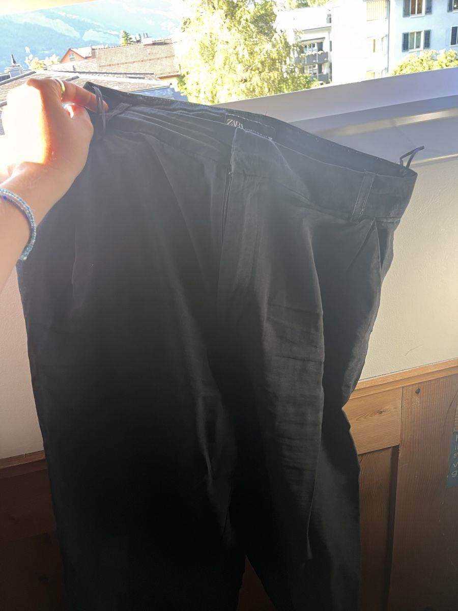 Hosen: Schwarze elegante Hose – Gebraucht aus Chur von mar_kcp8 1