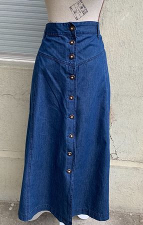 Superbe longue jupe jeans fin OS-TRACHTEN grande taille t.50