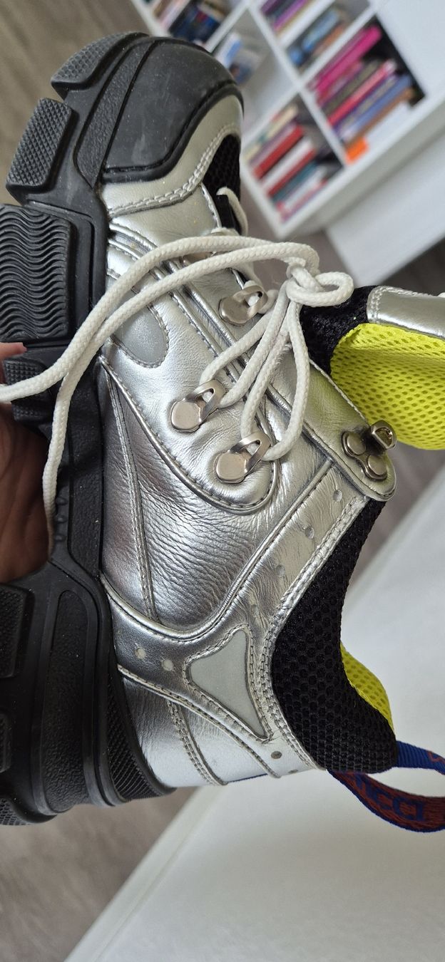 Damenschuhe: Gucci Flashtreck – Neu (gemäss Beschreibung) aus Waltenschwil von jane210 2