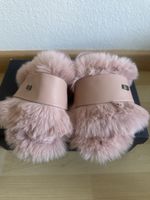 Fluffige Pantolletten in Rosa