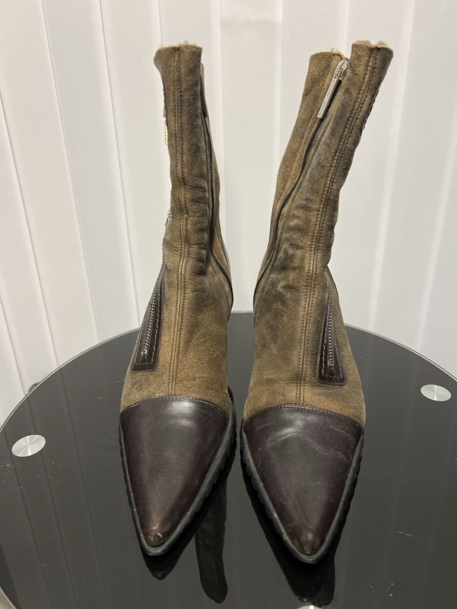 Scarpe da donna: Stilvolle Stiefel aus echtem Lammleder, Grösse 39. – Usato da Zürich venduto da Kos12345 1