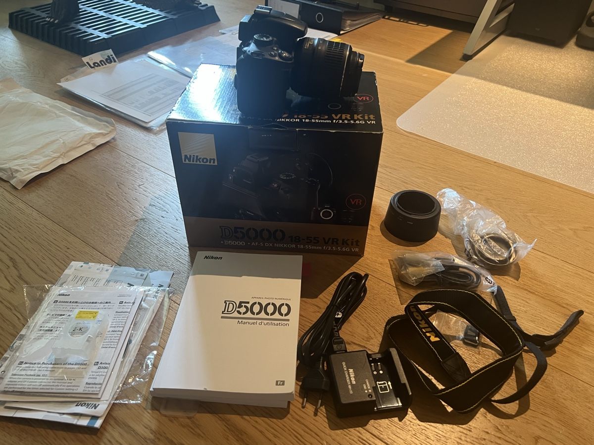 Nikon Kamera: NIKON D5000 18-55 VE Kit Digitalkamera. Euwertig – Gebraucht aus Hünenberg von Paddels 2