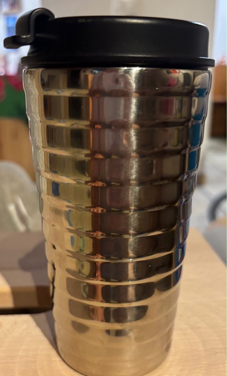 Trinkflaschen & Thermosflaschen: Thermos Becher Edelstahl mit Deckel – Gebraucht aus gretzenbach von mic_cvj6