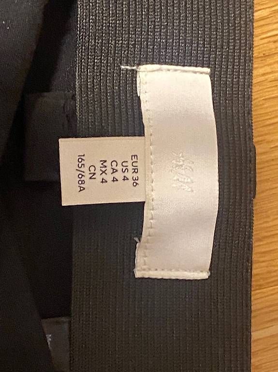 H&M Pantaloni: Damenhose Gr. EUR 36 / 165/68A – Usato da küssnacht am rigi venduto da Daot 2