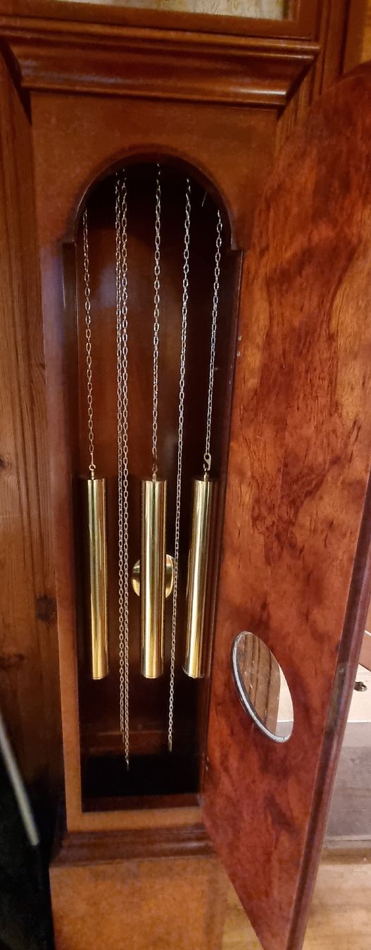 Sattler Orologi da terra & Orologi da parete: Erwin Sattler – Usato da Embrach venduto da rezh 5