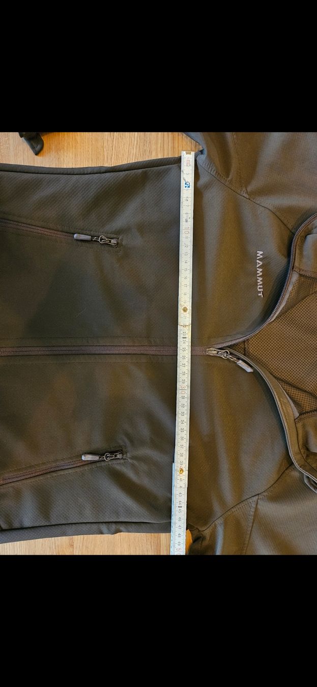 Jacken: Mammut Softshelljacke – Gebraucht aus Balsthal von Rose_96 1