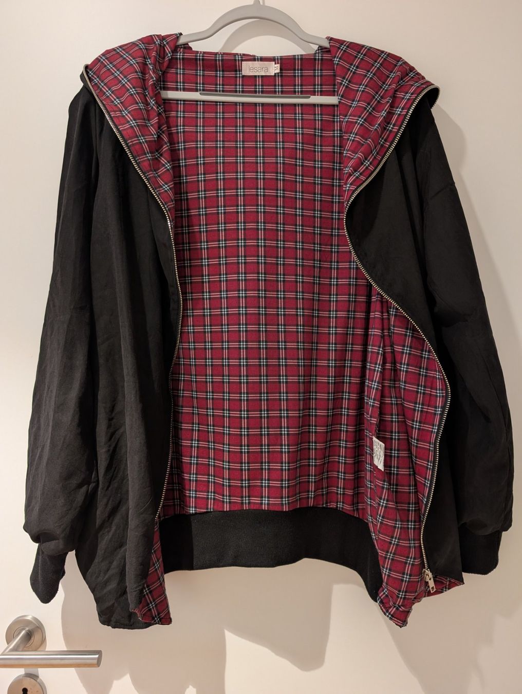 Giacche: Kapuzenjacke mit Tartan-Futter, M – Usato da Schönenwerd venduto da sal_75dx 1