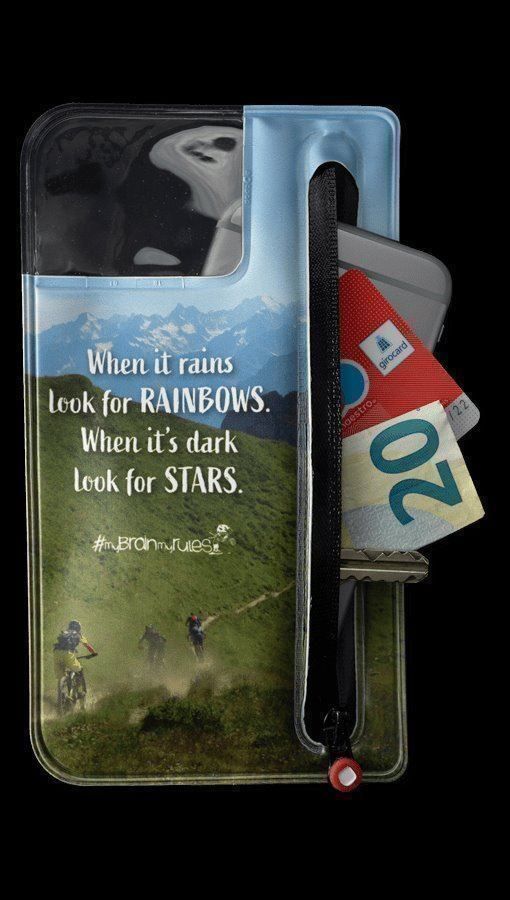 Apple Cover & Protezioni schermo: pOcpac Hülle– When it rains..., Gross – Nuovo e nell'imballaggio originale da Gommiswald venduto da Bullhead 1