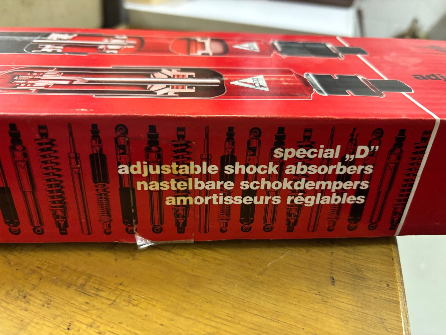 Tutti gli attrezzi: KONI Shock Absorber – Nuovo e nell'imballaggio originale da St. Gallen venduto da always-a-good-buy 1