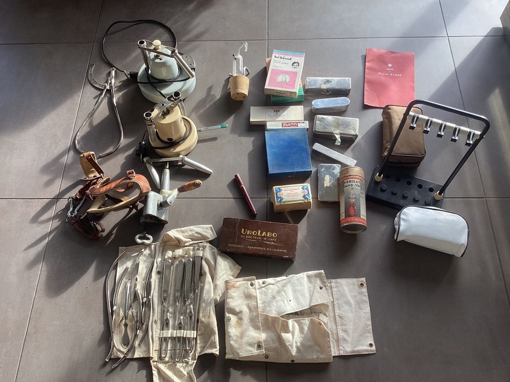 Lot matériel médical avant et après guerre vintage (Gebraucht) in ...