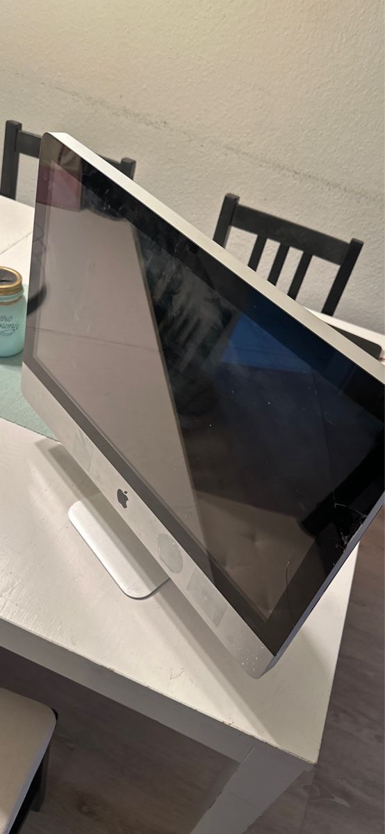 Apple PC: Mac 21,5   3,06Ghz – Usato da Baar venduto da dan_pq75 5